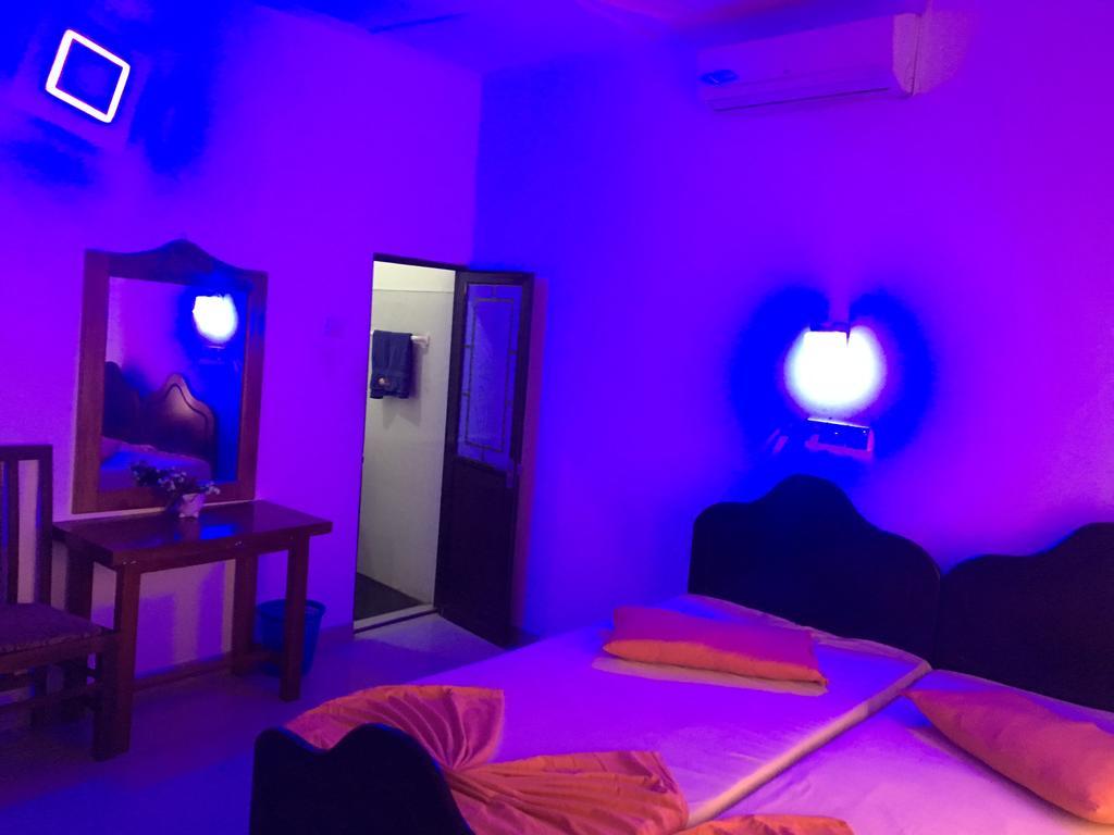 The Finz Hotel Hikkaduwa Kültér fotó