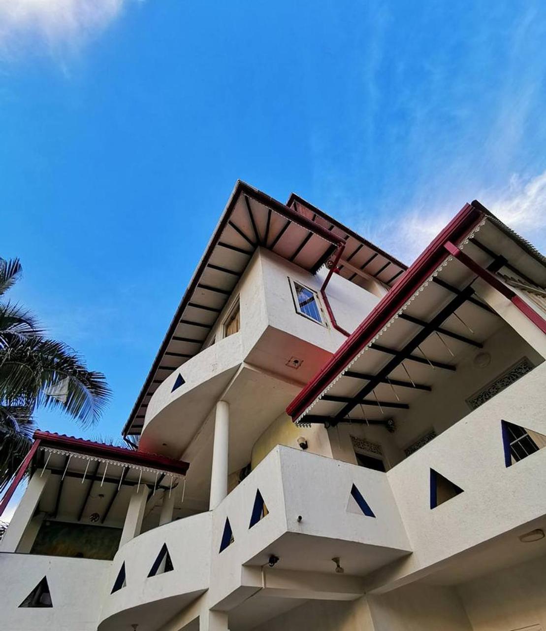The Finz Hotel Hikkaduwa Kültér fotó